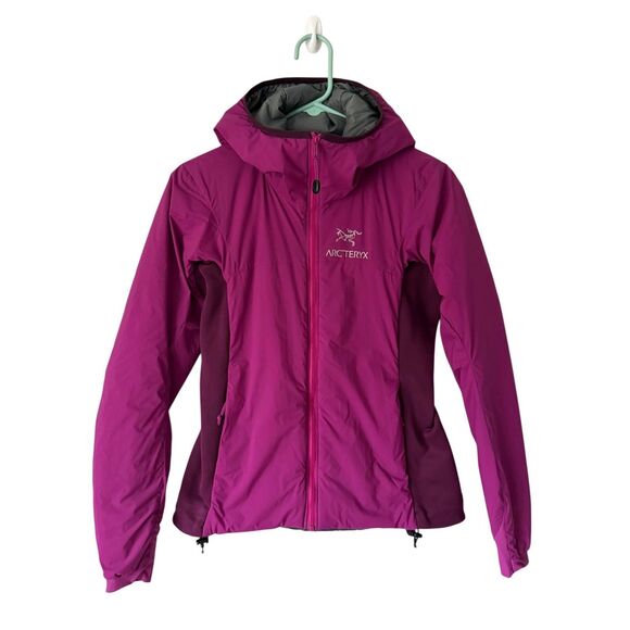 Arc'teryx Jackets & Blazers - Arc’teryx Hooded Fuchsia Pink Jacket Small